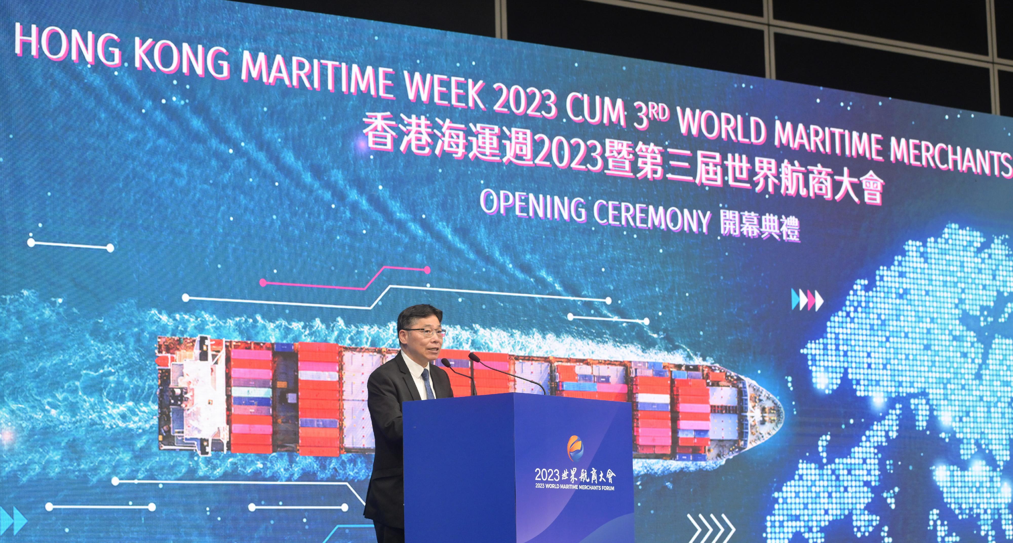 The opening ceremony of Hong Kong Maritime Week 2023, a major annual event of the maritime and port industries in Hong Kong, was held today (November 20). Photo shows the Chairman of the Hong Kong Maritime and Port Board and Secretary for Transport and Logistics, Mr Lam Sai-hung, giving a speech at the ceremony.